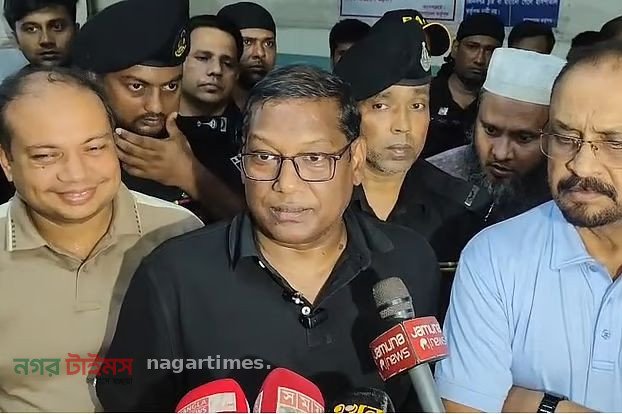 ময়মনসিংহ মেডিকেলে আগুন: মৃত্যুর তথ্য যাচাই চলছে, বললেন বিভাগীয় কমিশনার