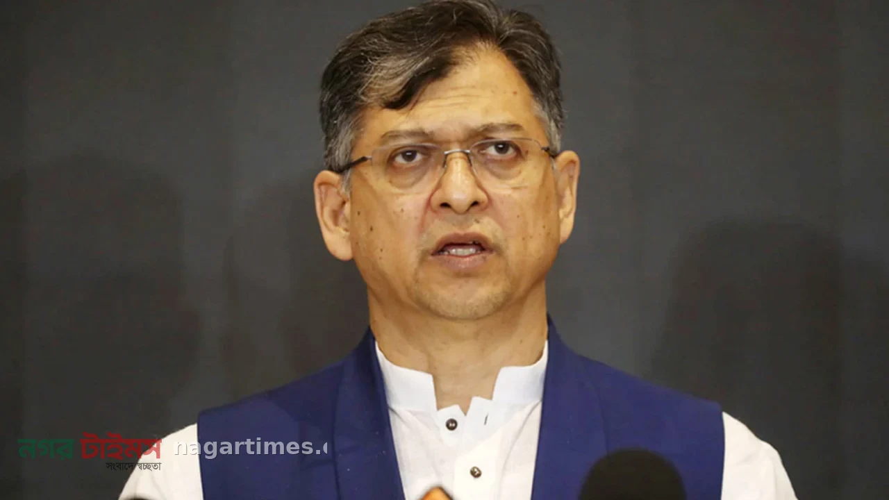 ভাঙচুর ও লুটপাটে জড়িতদের রাজনৈতিক পরিচয় আমলে নেওয়া হবে না: স্বরাষ্ট্রমন্ত্রী