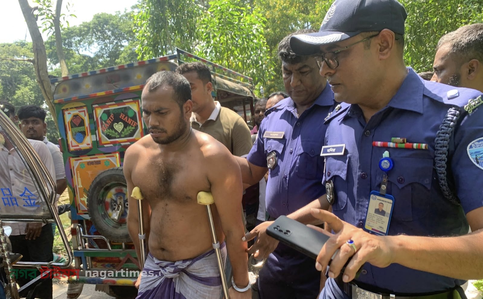 কুমিল্লার দেবিদ্বারে মা, ভাবি ও দুই বছরের ভাতিজিকে গলা কেটে হত্যা: অভিযুক্ত যুবক আটক